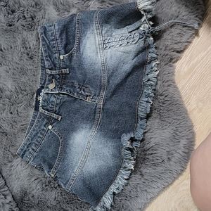 Jean mini skirt